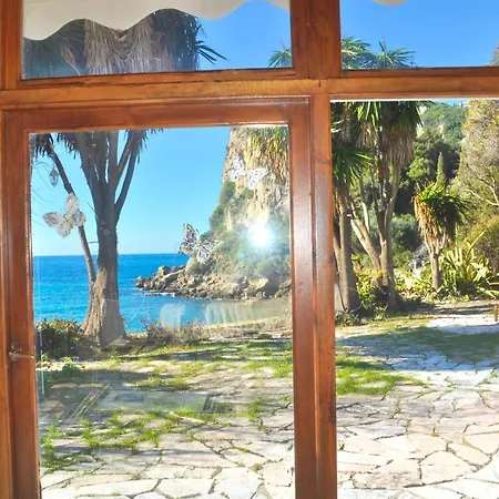Willa Beach Villa Ampelaki - Ampelaki Beach, Paleokastritsa, Corfu Paleokastritsa
